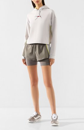 Женская хлопковое худи TOMMY HILFIGER серого цвета по цене 8490 руб., арт. S10S100517 | Фото 2 Женская хлопковое худи TOMMY HILFIGER серого цвета, арт. S10S100517 | Фото 2