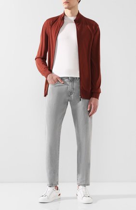 Мужской шерстяной кардиган ERMENEGILDO ZEGNA коричневого цвета по цене 99500 руб., арт. UUM00/157 | Фото 2 Мужской шерстяной кардиган ERMENEGILDO ZEGNA коричневого цвета, арт. UUM00/157 | Фото 2 (Материал внешний: Шерсть; Длина (для топов): Стандартные; Рукава: Длинные; Стили: Кэжуэл; Мужское Кросс-КТ: Кардиган-одежда)
