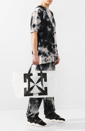 Мужская сумка-шопер OFF-WHITE белого цвета по цене 26000 руб., арт. 0MNA054S20H070259810 | Фото 2 Мужская сумка-шопер OFF-WHITE белого цвета, арт. 0MNA054S20H070259810 | Фото 2