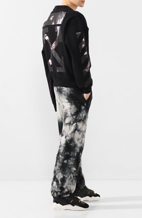 Мужской хлопковый свитшот OFF-WHITE черного цвета по цене 36500 руб., арт. 0MBA035S20E300041088 | Фото 2 Мужской хлопковый свитшот OFF-WHITE черного цвета, арт. 0MBA035S20E300041088 | Фото 2