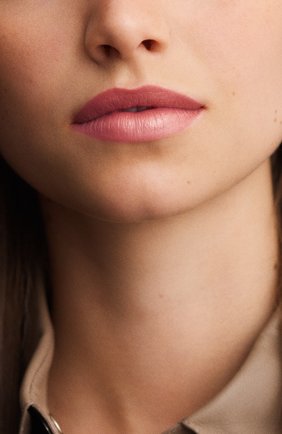 Женская атласная губная помада rouge hermès, beige kalahari HERMÈS бесцветного цвета по цене 4770 руб., арт. 60001SV013H | Фото 5 Женская атласная губная помада rouge hermès, beige kalahari HERMÈS бесцветного цвета, арт. 60001SV013H | Фото 5