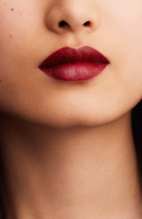 Атласная губная помада rouge hermès, rouge h HERMÈS бесцветного цвета по цене 5900 руб., арт. 60001SV085H | Фото 4 Атласная губная помада rouge hermès, rouge h HERMÈS бесцветного цвета, арт. 60001SV085H | Фото 4