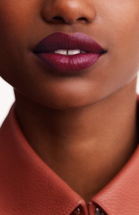 Женская сатиновая губная помада rouge hermès limited edition, violet insensé HERMÈS бесцветного цвета по цене 5110 руб., арт. 60001SV094H | Фото 3 Женская сатиновая губная помада rouge hermès limited edition, violet insensé HERMÈS бесцветного цвета, арт. 60001SV094H | Фото 3
