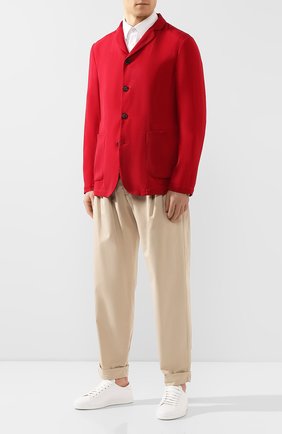 Мужской пиджак GIORGIO ARMANI красного цвета по цене 163500 руб., арт. 0SGGG0FG/T00AB | Фото 2 Мужской пиджак GIORGIO ARMANI красного цвета, арт. 0SGGG0FG/T00AB | Фото 2 (Материал внешний: Купро, Растительное волокно; 1-2-бортные: Однобортные; Пиджаки М: Прямой; Случай: Повседневный; Рукава: Длинные; Длина (для топов): Стандартные; Стили: Кэжуэл)