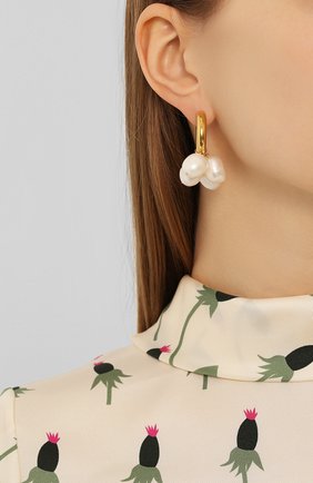 Женские серьги TIMELESS PEARLY золотого цвета по цене 33100 руб., арт. B01962 | Фото 2 Женские серьги TIMELESS PEARLY золотого цвета, арт. B01962 | Фото 2