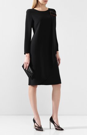 Женское платье из смеси вискозы и шелка GIORGIO ARMANI черного цвета по цене 156000 руб., арт. 0SHVA04B/T008A | Фото 2 Женское платье из смеси вискозы и шелка GIORGIO ARMANI черного цвета, арт. 0SHVA04B/T008A | Фото 2 (Материал подклада: Синтетический материал; Материал внешний: Шелк, Вискоза; Рукава: Длинные; Длина Ж (юбки, платья, шорты): До колена; Случай: Формальный; Статус проверки: Проверена категория)