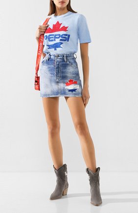 Женская хлопковая футболка DSQUARED2 голубого цвета по цене 21700 руб., арт. S73GC0259/S22507 | Фото 2 Женская хлопковая футболка DSQUARED2 голубого цвета, арт. S73GC0259/S22507 | Фото 2