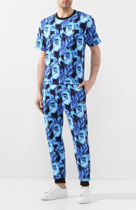 Мужская хлопковая футболка BAPE синего цвета по цене 12850 руб., арт. 1G30109010 | Фото 2 Мужская хлопковая футболка BAPE синего цвета, арт. 1G30109010 | Фото 2