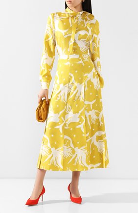 Женская текстильные туфли GIORGIO ARMANI красного цвета по цене 52400 руб., арт. X1E833/XM362 | Фото 2 Женская текстильные туфли GIORGIO ARMANI красного цвета, арт. X1E833/XM362 | Фото 2