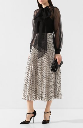 Женская текстильные туфли cardinale DOLCE & GABBANA черного цвета по цене 46100 руб., арт. CD1515/AX975 | Фото 2 Женская текстильные туфли cardinale DOLCE & GABBANA черного цвета, арт. CD1515/AX975 | Фото 2