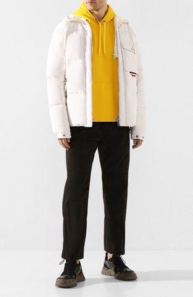 Мужская пуховая куртка 2 moncler 1952 MONCLER GENIUS белого цвета по цене 104700 руб., арт. F1-092-1B500-00-54A95 | Фото 2 Мужская пуховая куртка 2 moncler 1952 MONCLER GENIUS белого цвета, арт. F1-092-1B500-00-54A95 | Фото 2