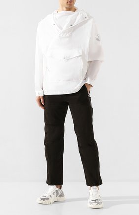 Мужская куртка 2 moncler 1952 MONCLER GENIUS белого цвета по цене 79600 руб., арт. F1-092-1A701-10-C0518 | Фото 2 Мужская куртка 2 moncler 1952 MONCLER GENIUS белого цвета, арт. F1-092-1A701-10-C0518 | Фото 2
