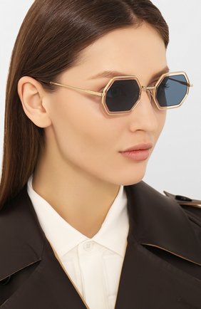 Женские солнцезащитные очки CHLOÉ синего цвета по цене 29400 руб., арт. 146S-832 | Фото 2 Женские солнцезащитные очки CHLOÉ синего цвета, арт. 146S-832 | Фото 2