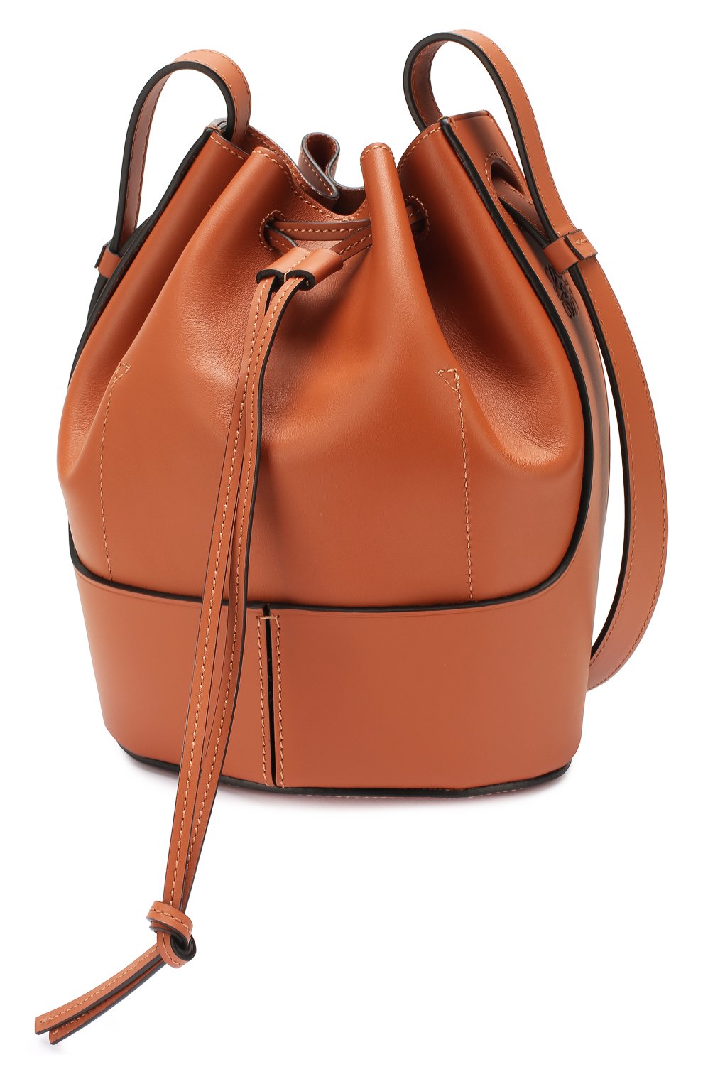 Женская сумка balloon small LOEWE светло-коричневого цвета по цене 165500 руб., арт. 326.75AC31 | Фото 3 Женская сумка balloon small LOEWE светло-коричневого цвета, арт. 326.75AC31 | Фото 3 (Сумки-технические: Сумки через плечо; Материал: Натуральная кожа; Ремень/цепочка: На ремешке; Размер: small)