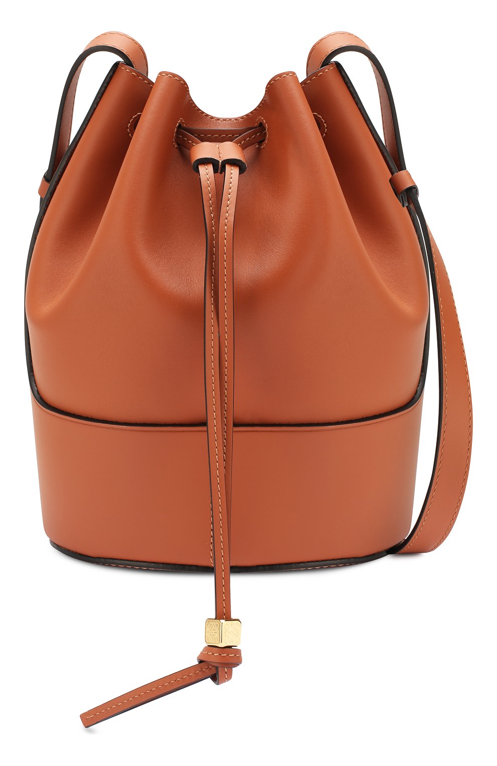 Женская сумка balloon small LOEWE светло-коричневого цвета по цене 165500 руб., арт. 326.75AC31 | Фото 6 Женская сумка balloon small LOEWE светло-коричневого цвета, арт. 326.75AC31 | Фото 6 (Сумки-технические: Сумки через плечо; Материал: Натуральная кожа; Ремень/цепочка: На ремешке; Размер: small)