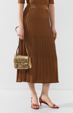 Женская сумка valentino garavani vsling small VALENTINO золотого цвета по цене 148000 руб., арт. TW0B0F01/JEQ | Фото 2 Женская сумка valentino garavani vsling small VALENTINO золотого цвета, арт. TW0B0F01/JEQ | Фото 2
