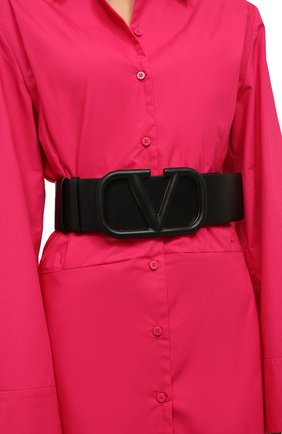 Женский кожаный ремень valentino garavani VALENTINO черного цвета по цене 59950 руб., арт. TW0T0S10/YEE | Фото 2 Женский кожаный ремень valentino garavani VALENTINO черного цвета, арт. TW0T0S10/YEE | Фото 2