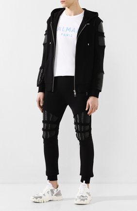 Мужской хлопковые джоггеры BALMAIN черного цвета по цене 71750 руб., арт. TH05593/I276 | Фото 2 Мужской хлопковые джоггеры BALMAIN черного цвета, арт. TH05593/I276 | Фото 2