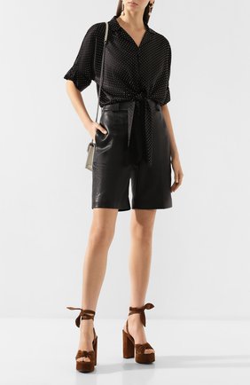 Женские замшевые босоножки bianca SAINT LAURENT коричневого цвета по цене 55600 руб., арт. 606716/0LI00 | Фото 2 Женские замшевые босоножки bianca SAINT LAURENT коричневого цвета, арт. 606716/0LI00 | Фото 2