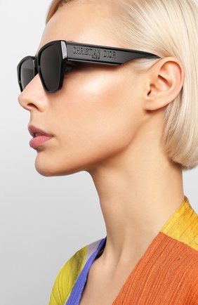 Женские солнцезащитные очки DIOR черного цвета по цене 22350 руб., арт. DI0RID1 807 | Фото 2 Женские солнцезащитные очки DIOR черного цвета, арт. DI0RID1 807 | Фото 2