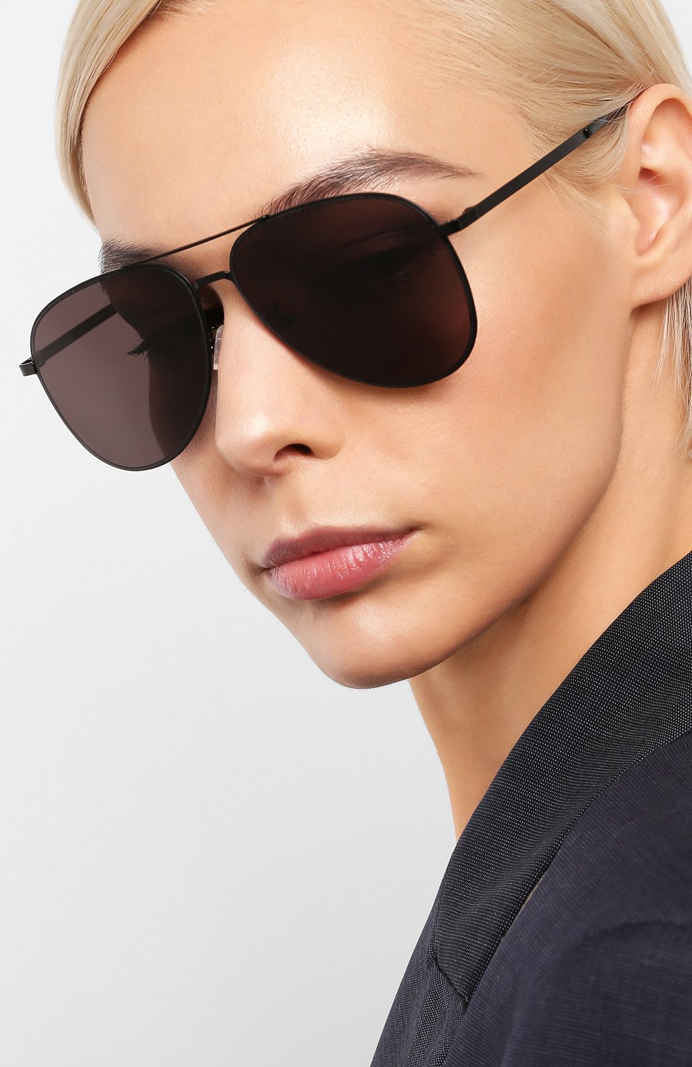 Женские солнцезащитные очки SAINT LAURENT черного цвета по цене 22400 руб., арт. CLASSIC 11 SLIM 002 | Фото 2 Женские солнцезащитные очки SAINT LAURENT черного цвета, арт. CLASSIC 11 SLIM 002 | Фото 2