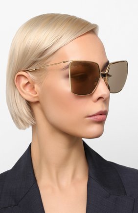 Женские солнцезащитные очки CELINE EYEWEAR коричневого цвета по цене 24750 руб., арт. CL40135U 32L | Фото 2 Женские солнцезащитные очки CELINE EYEWEAR коричневого цвета, арт. CL40135U 32L | Фото 2
