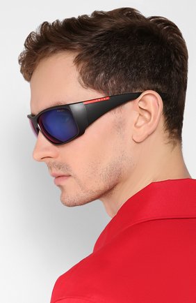 Мужские солнцезащитные очки PRADA LINEA ROSSA черного цвета по цене 19200 руб., арт. 04VS-1B09Q1 | Фото 2 Мужские солнцезащитные очки PRADA LINEA ROSSA черного цвета, арт. 04VS-1B09Q1 | Фото 2