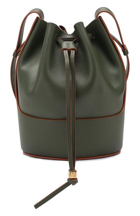 Женская сумка balloon small LOEWE хаки цвета по цене 165500 руб., арт. 326.75AC31 | Фото 1 Женская сумка balloon small LOEWE хаки цвета, арт. 326.75AC31 | Фото 1 (Сумки-технические: Сумки через плечо; Материал: Натуральная кожа; Ремень/цепочка: На ремешке; Размер: small)