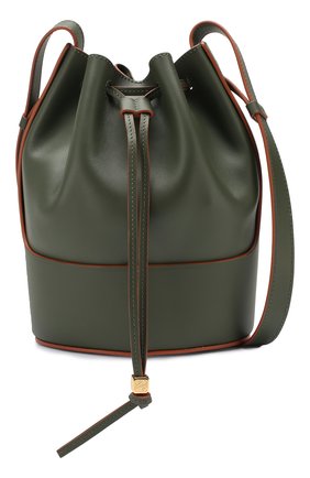 Женская сумка balloon small LOEWE хаки цвета по цене 165500 руб., арт. 326.75AC31 | Фото 5 Женская сумка balloon small LOEWE хаки цвета, арт. 326.75AC31 | Фото 5 (Сумки-технические: Сумки через плечо; Материал: Натуральная кожа; Ремень/цепочка: На ремешке; Размер: small)
