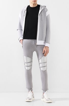 Мужская хлопковая толстовка BALMAIN серого цвета по цене 62550 руб., арт. TH03778/I268 | Фото 2 Мужская хлопковая толстовка BALMAIN серого цвета, арт. TH03778/I268 | Фото 2