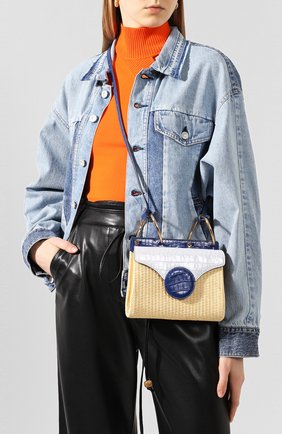 Женская сумка phoebe folio mini DANSE LENTE синего цвета по цене 23700 руб., арт. MINI PH0EBE F0LI0/PALE BLUE/SAPHIRE | Фото 2 Женская сумка phoebe folio mini DANSE LENTE синего цвета, арт. MINI PH0EBE F0LI0/PALE BLUE/SAPHIRE | Фото 2