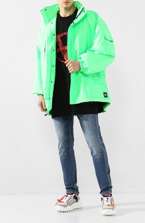 Мужская утепленная парка BALENCIAGA зеленого цвета по цене 186000 руб., арт. 602432/TG002 | Фото 2 Мужская утепленная парка BALENCIAGA зеленого цвета, арт. 602432/TG002 | Фото 2
