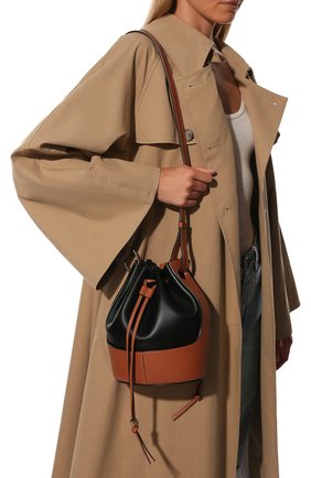 Женская сумка balloon small LOEWE черного цвета по цене 174500 руб., арт. 326.76AC31 | Фото 2 Женская сумка balloon small LOEWE черного цвета, арт. 326.76AC31 | Фото 2