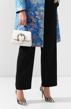Женская сумка madeline JIMMY CHOO белого цвета по цене 0 руб., арт. MADELINE T0PHANDLE/S/YTL | Фото 2 Женская сумка madeline JIMMY CHOO белого цвета, арт. MADELINE T0PHANDLE/S/YTL | Фото 2 (Сумки-технические: Сумки через плечо, Сумки top-handle; Материал: Натуральная кожа; Размер: mini; Ремень/цепочка: На ремешке)