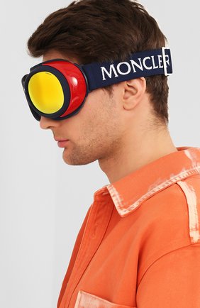 Мужского горнолыжная маска MONCLER разноцветного цвета по цене 34950 руб., арт. ML 0130 92C 89 С/З ОЧКИ | Фото 2 Мужского горнолыжная маска MONCLER разноцветного цвета, арт. ML 0130 92C 89 С/З ОЧКИ | Фото 2