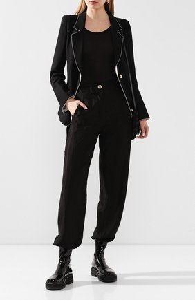 Женские брюки ANN DEMEULEMEESTER черного цвета по цене 58350 руб., арт. 2001-1412-P-138-099 | Фото 2 Женские брюки ANN DEMEULEMEESTER черного цвета, арт. 2001-1412-P-138-099 | Фото 2