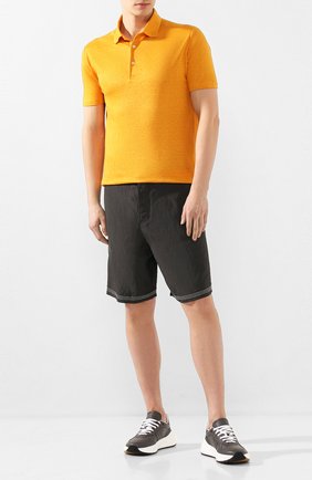 Мужские шорты из смеси вискозы и льна GIORGIO ARMANI хаки цвета по цене 96450 руб., арт. 0SGPB00B/T00RJ | Фото 2 Мужские шорты из смеси вискозы и льна GIORGIO ARMANI хаки цвета, арт. 0SGPB00B/T00RJ | Фото 2 (Материал внешний: Лен, Вискоза; Длина Шорты М: До колена; Принт: Без принта; Мужское Кросс-КТ: Шорты-одежда; Стили: Кэжуэл; Случай: Формальный)