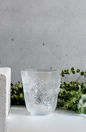 Ваза pivoines small LALIQUE прозрачного цвета по цене 134000 руб., арт. 10708500 | Фото 2 Ваза pivoines small LALIQUE прозрачного цвета, арт. 10708500 | Фото 2 (Ограничения доставки: fragile-2)