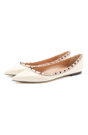 Женские кожаные балетки valentino garavani rockstud VALENTINO белого цвета по цене 41550 руб., арт. TW0S0403/VNW | Фото 1 Женские кожаные балетки valentino garavani rockstud VALENTINO белого цвета, арт. TW0S0403/VNW | Фото 1