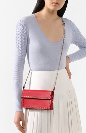 Женская сумка valentino garavani rockstud VALENTINO красного цвета по цене 63200 руб., арт. TW2P0T37/VSH | Фото 2 Женская сумка valentino garavani rockstud VALENTINO красного цвета, арт. TW2P0T37/VSH | Фото 2
