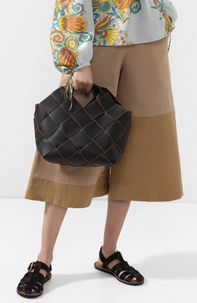 Женская сумка woven LOEWE черного цвета по цене 225500 руб., арт. 321.12.L62 | Фото 2 Женская сумка woven LOEWE черного цвета, арт. 321.12.L62 | Фото 2