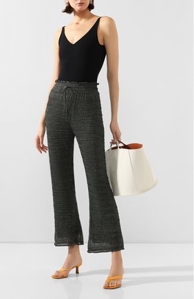 Женские брюки из вискозы M MISSONI темно-зеленого цвета по цене 48700 руб., арт. 2DI00135/2K004M | Фото 2 Женские брюки из вискозы M MISSONI темно-зеленого цвета, арт. 2DI00135/2K004M | Фото 2