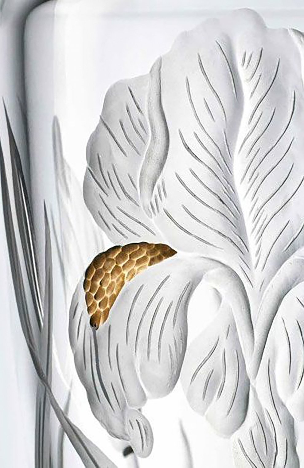 Мужского ваза haute couture ирис BACCARAT прозрачного цвета по цене 945500 руб., арт. 2 812 370 | Фото 2 Мужского ваза haute couture ирис BACCARAT прозрачного цвета, арт. 2 812 370 | Фото 2