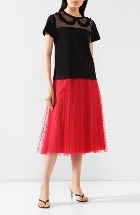 Женская юбка-миди REDVALENTINO красного цвета по цене 67550 руб., арт. TR0RAC20/428 | Фото 2 Женская юбка-миди REDVALENTINO красного цвета, арт. TR0RAC20/428 | Фото 2 (Материал подклада: Синтетический материал; Материал внешний: Синтетический материал; Длина Ж (юбки, платья, шорты): Миди; Женское Кросс-КТ: Юбка-одежда)