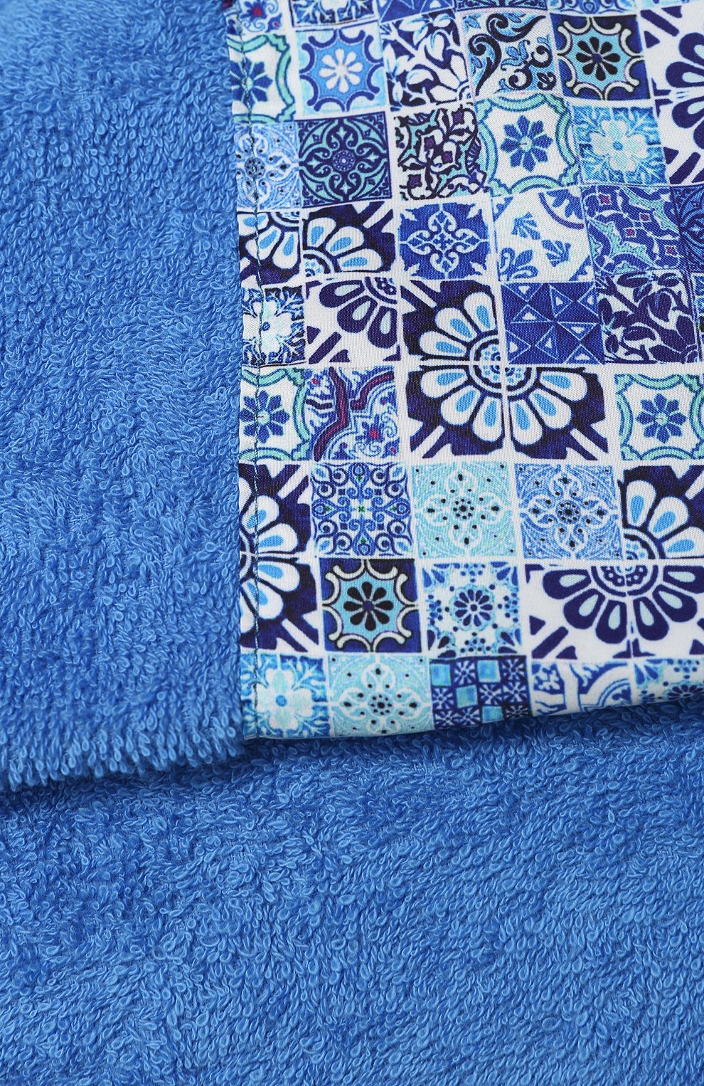 Мужские хлопковое полотенце KITON голубого цвета, арт. UTLM02X08S16 | Фото 2 (Материал: Текстиль, Хлопок; Кросс-КТ: Пляж; Региональные ограничения белый список (Axapta Mercury): RU)