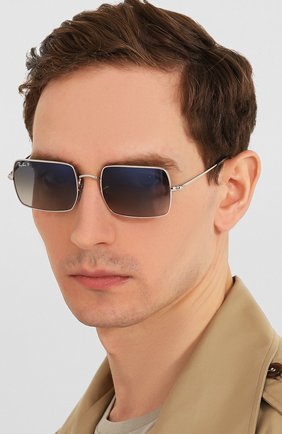 Женские солнцезащитные очки RAY-BAN серебряного цвета по цене 15100 руб., арт. 1969-914978 | Фото 3 Женские солнцезащитные очки RAY-BAN серебряного цвета, арт. 1969-914978 | Фото 3
