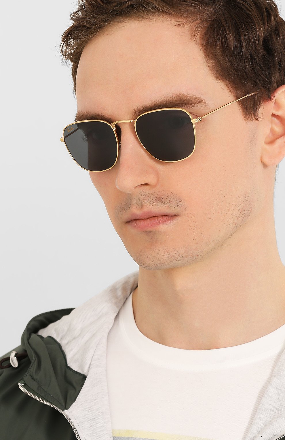 Женские солнцезащитные очки RAY-BAN темно-синего цвета по цене 10700 руб., арт. 3857-9196R5 | Фото 3 Женские солнцезащитные очки RAY-BAN темно-синего цвета, арт. 3857-9196R5 | Фото 3