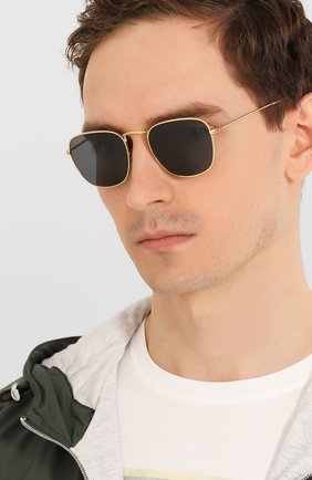 Женские солнцезащитные очки RAY-BAN темно-синего цвета по цене 10700 руб., арт. 3857-9196R5 | Фото 3 Женские солнцезащитные очки RAY-BAN темно-синего цвета, арт. 3857-9196R5 | Фото 3