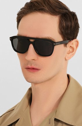 Мужские солнцезащитные очки TOM FORD черного цвета по цене 25700 руб., арт. TF776-N 01A | Фото 2 Мужские солнцезащитные очки TOM FORD черного цвета, арт. TF776-N 01A | Фото 2