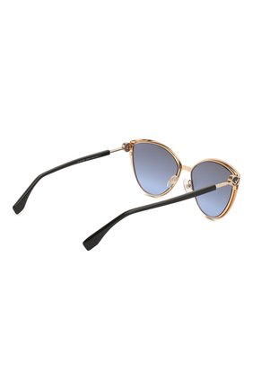 Женские солнцезащитные очки FENDI черного цвета по цене 23400 руб., арт. 0413 2M2 | Фото 4 Женские солнцезащитные очки FENDI черного цвета, арт. 0413 2M2 | Фото 4 (Тип очков: С/з; Оптика Гендер: оптика-женское; Очки форма: Cat-eye)